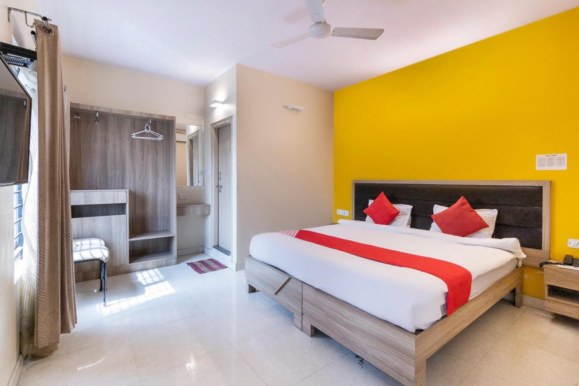 Hotel O Golden Inn Near Cubbon Park Bangalore Extérieur photo