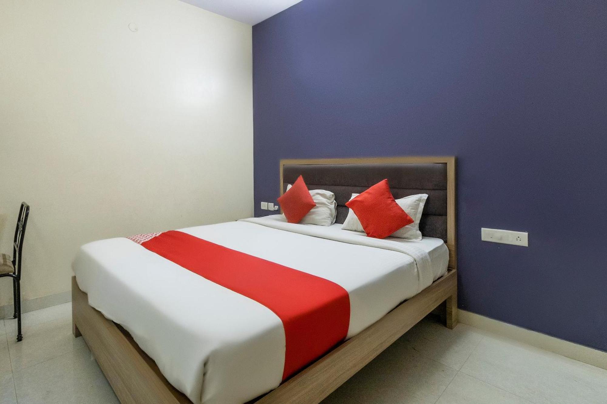 Hotel O Golden Inn Near Cubbon Park Bangalore Extérieur photo