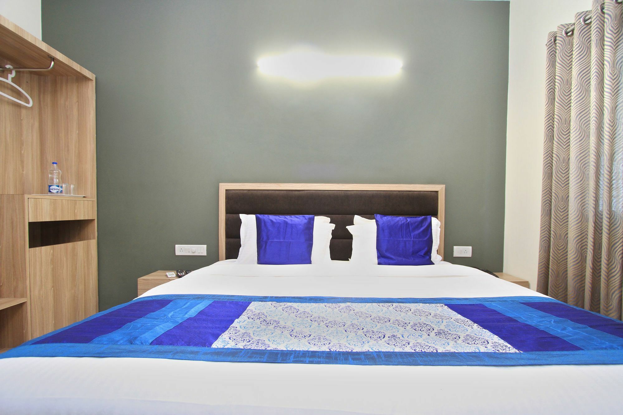 Hotel O Golden Inn Near Cubbon Park Bangalore Extérieur photo