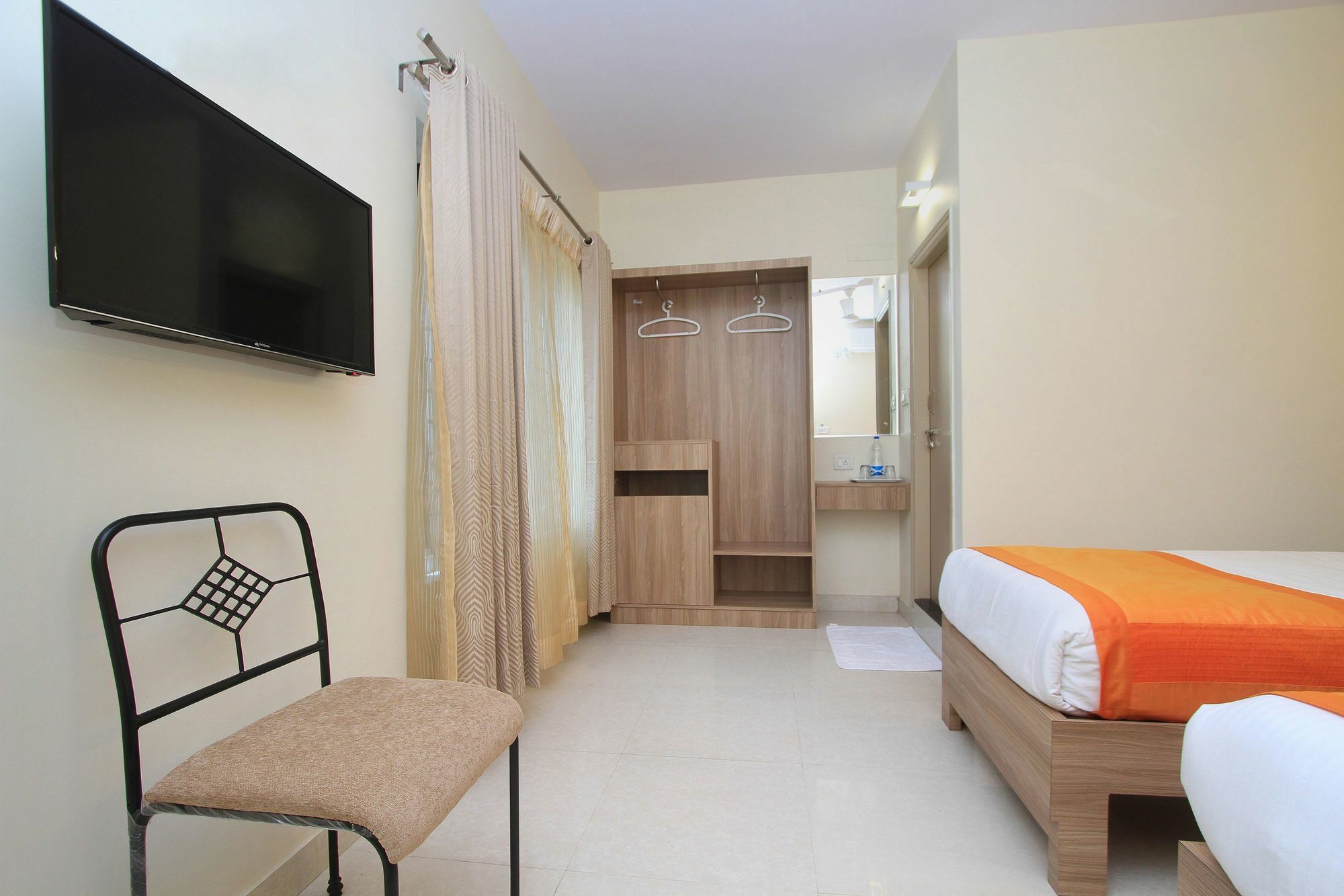 Hotel O Golden Inn Near Cubbon Park Bangalore Extérieur photo