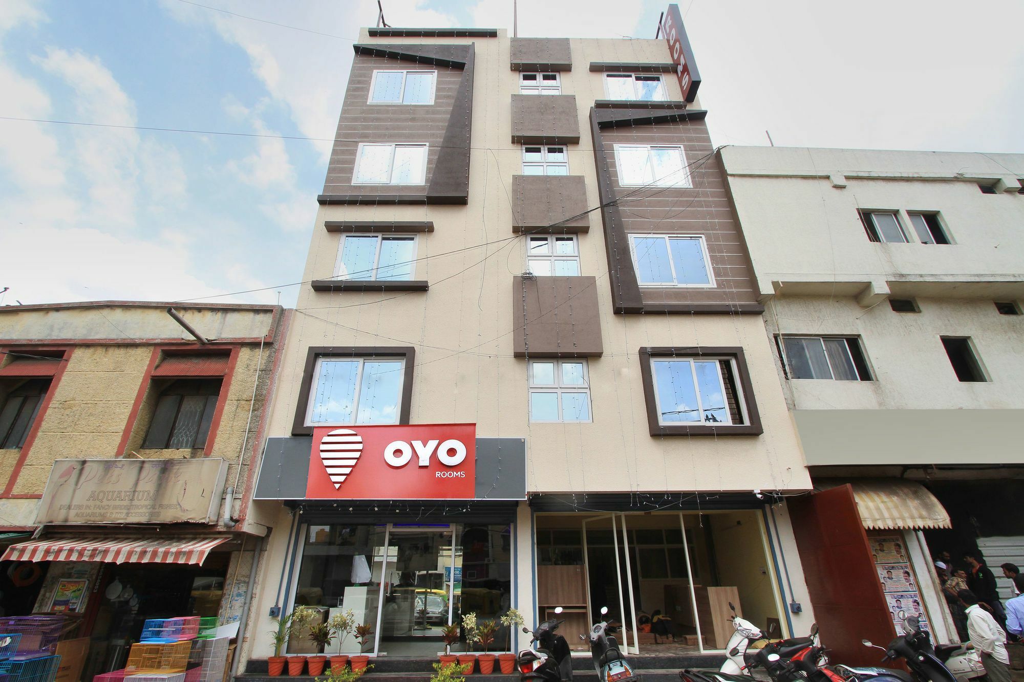 Hotel O Golden Inn Near Cubbon Park Bangalore Extérieur photo